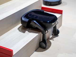 thumbnail - Roborock Saros Rover