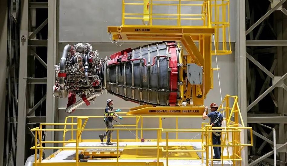 NASA Reuses Space Shuttle Engines for Moon Mission: Blast From the Past!